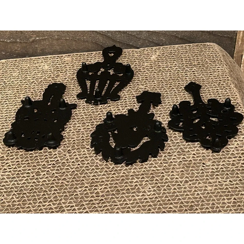 Lot of 4 Cast Iron Mini Trivets Lyre‎ Grape Family Tree Eagle Vintage